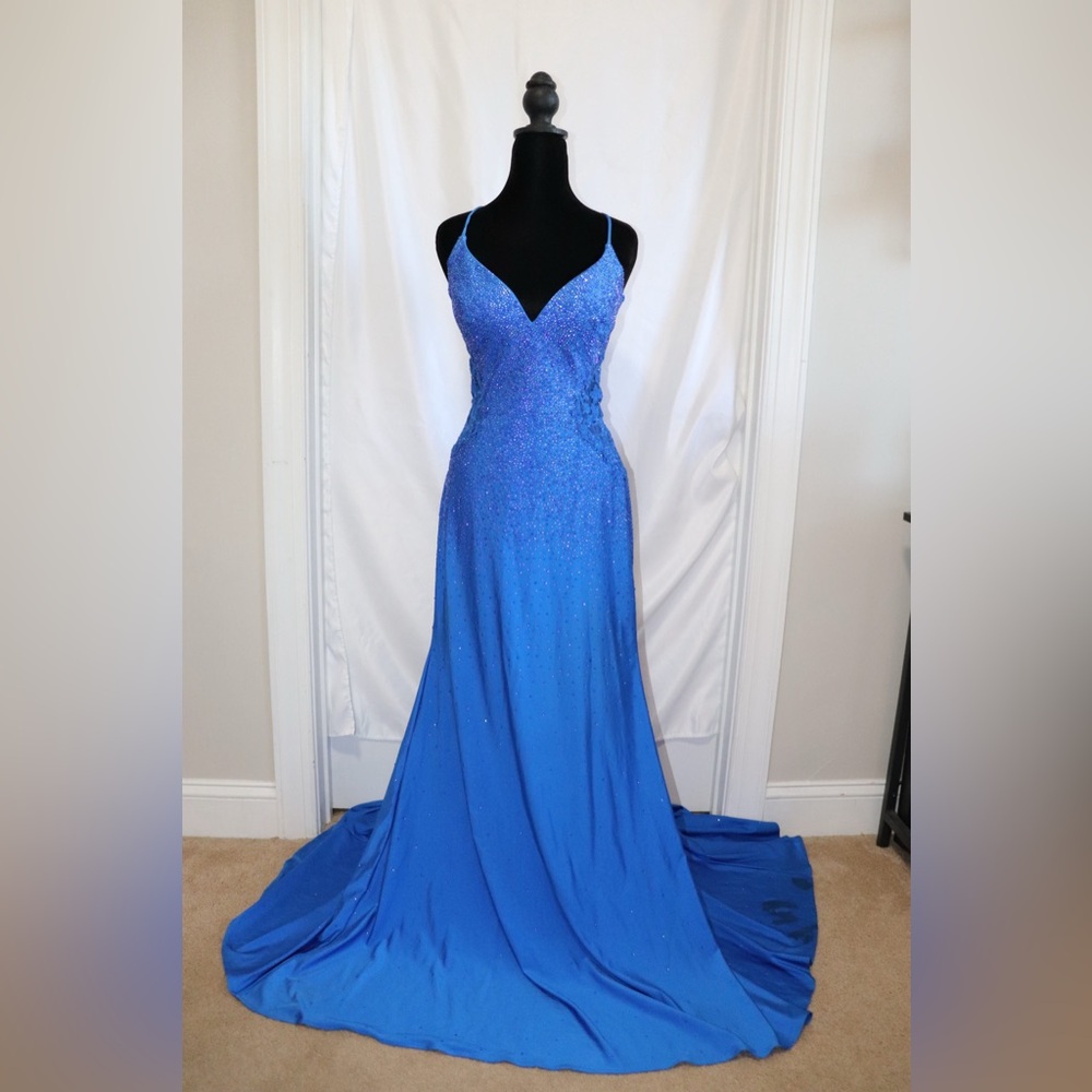 Elegant Blue Evening/ Prom Gown